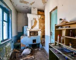 After the nuclear disaster, the 611 citizens of Zamoshnya were evacuated to the village of Lubyaka, Borodyanksy After the nuclear disaster, the 611 citizens of Zamoshnya were evacuated to the village of Lubyaka, Borodyanksy.